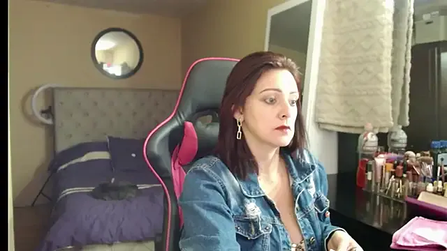 Carol_Scottt —  Caress my soft curves slowly