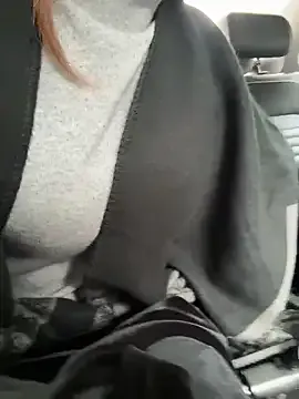 Freechat cute-maomao on StripChat