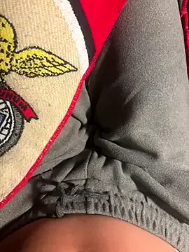 deeidnic — 5 m out 