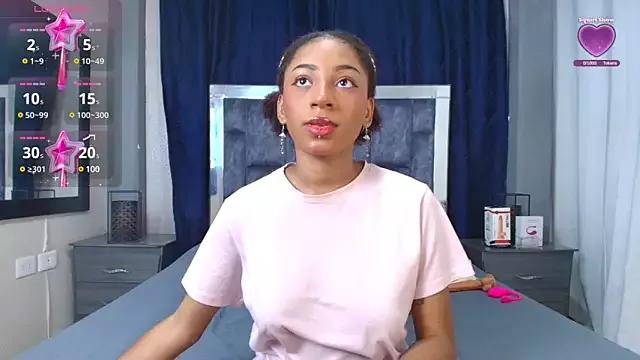 Effie_cooper on StripChat 