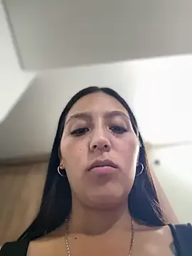 Freechat Emily-7_ on StripChat