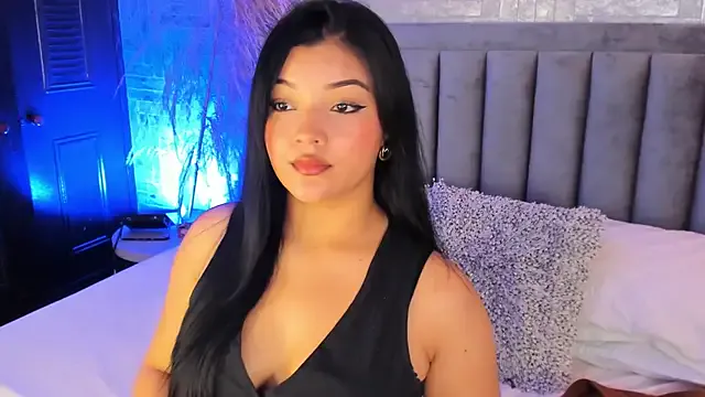 Freechat EmmaBlossom on StripChat