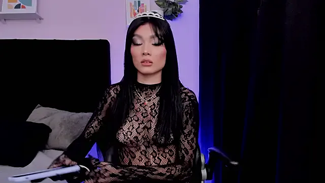 emmabridgerton on StripChat 