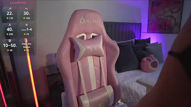 Evellyn_clair1 on StripChat 