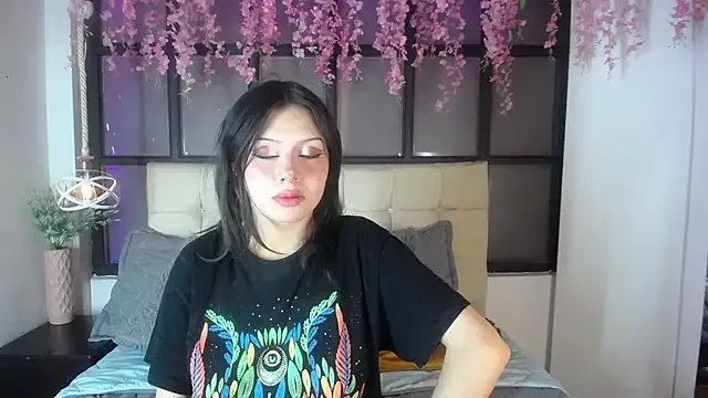 Freechat fyreandfox_ on StripChat