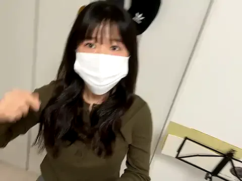 hikiwarinatto_xoxo — Freechat on StripChat