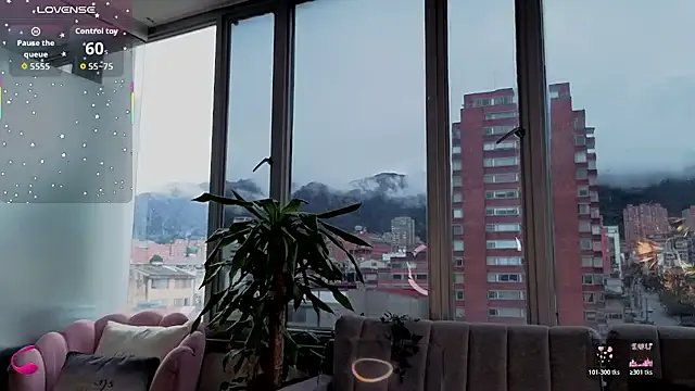 Freechat Ivanna_West on StripChat