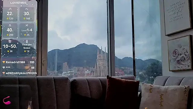 Freechat Ivanna_West on StripChat