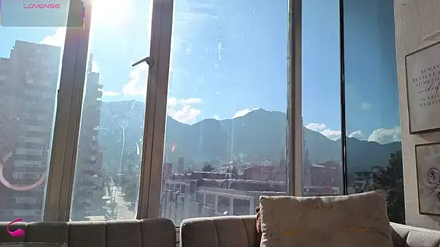 Freechat Ivanna_West on StripChat