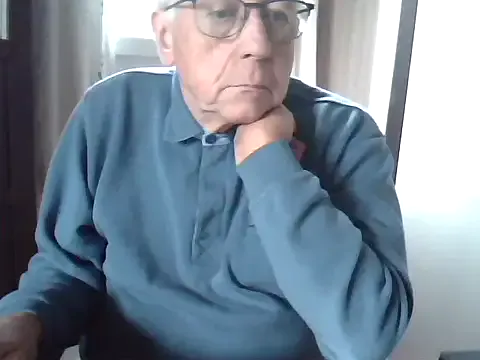 johnjohn622662 — Freechat on StripChat