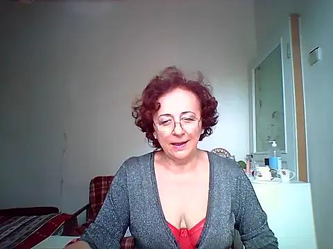 Julia54391 — Private on StripChat
