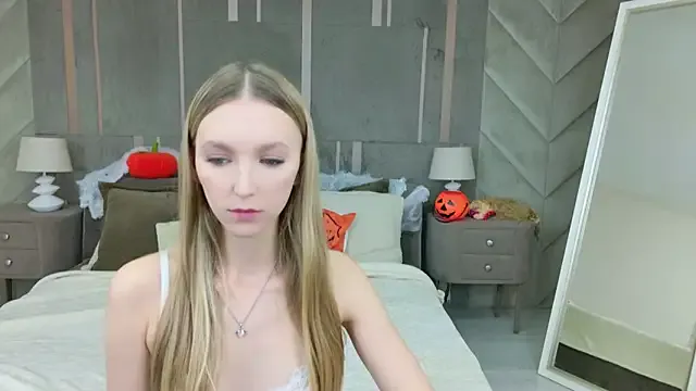 Private KellyBradford on StripChat