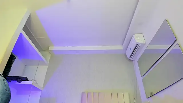 Private keyla_mejia on StripChat