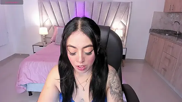 Freechat kim_thompson_1 on StripChat