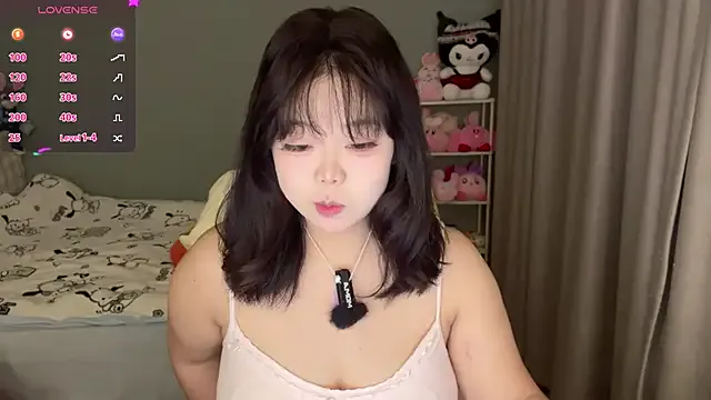 Kittenfishing — Freechat on StripChat