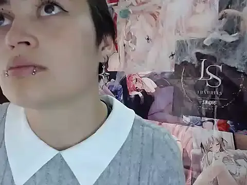 KittenMiss_ on StripChat 