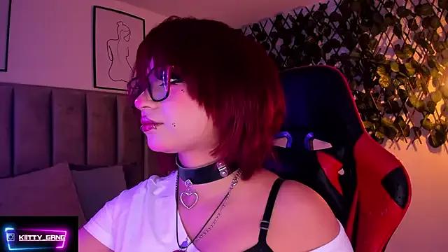 Kitty_Gang — Deepthroat & Spit 