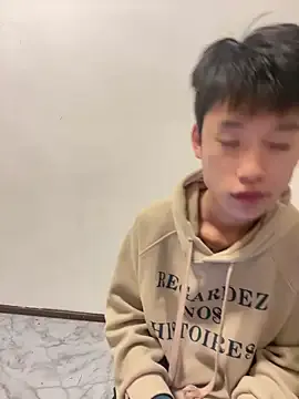 KK-cuteboy on StripChat 