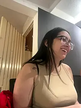 Kloe_Novoa — I kiss my friend