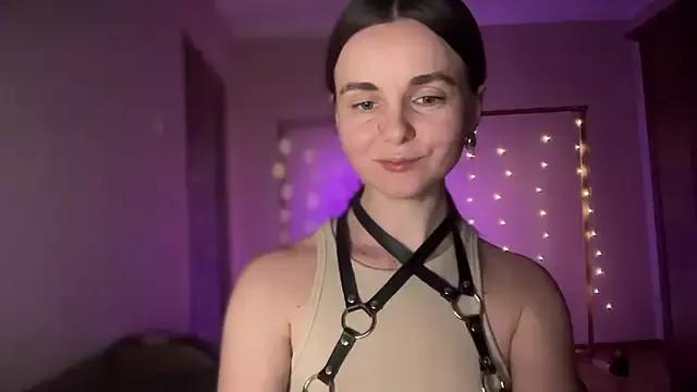 lanaloulou on StripChat 