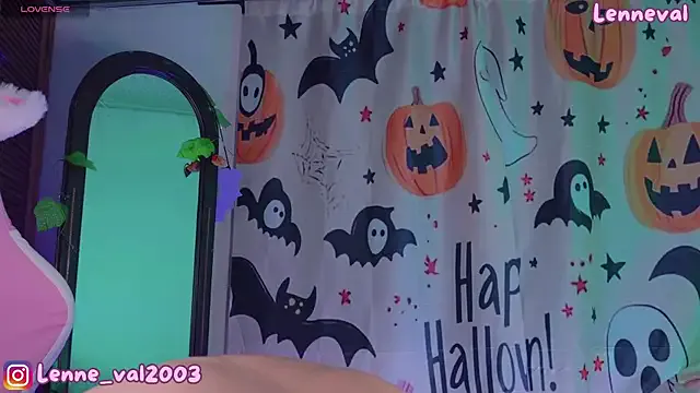 Lenneval1 on StripChat 