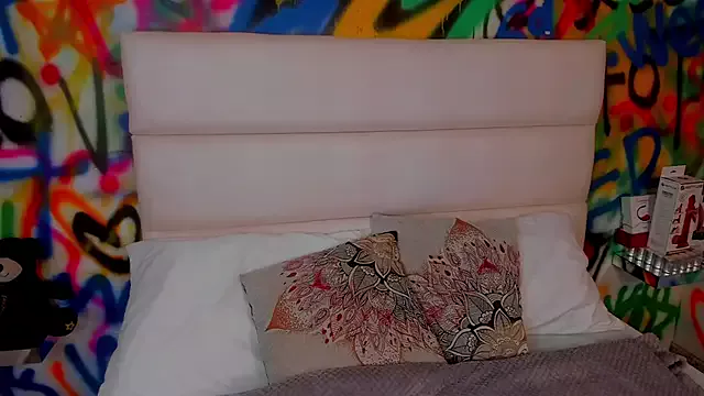 Freechat Liana_Bernocchi on StripChat