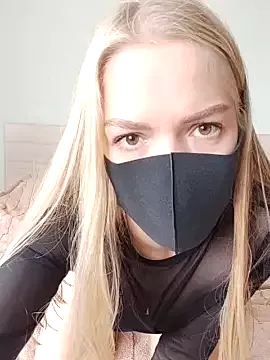 Little_Forest_ELF on StripChat 