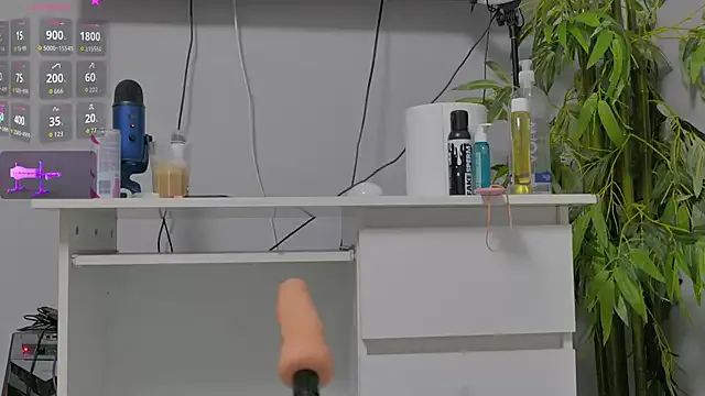 Freechat luckyalice_ on StripChat