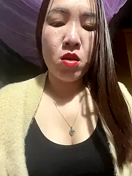 Luna-ass on StripChat