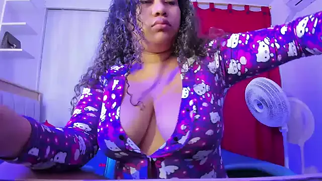 Lunastar02 — Undress me and make my pussy wet