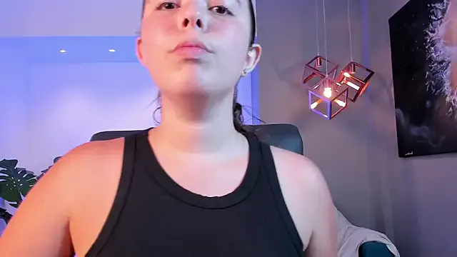 Lyssa_Muller on StripChat 