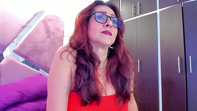 Madame_Angelic_ on StripChat 