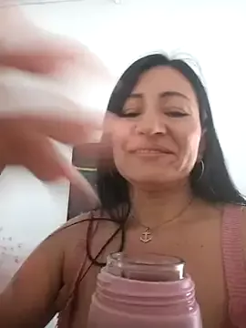 Freechat maturexxxnaughty on StripChat