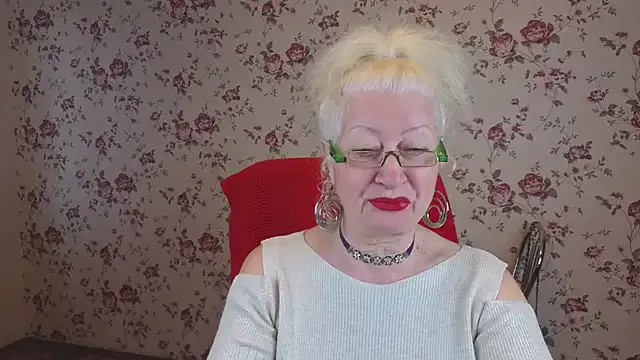 Maya_Mayflower on StripChat 