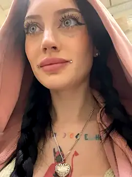 Melissa_crazy — MAKE MY PUSSY WET IN PUBLIC 