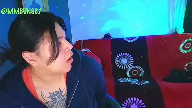 Freechat miacanela_xo on StripChat