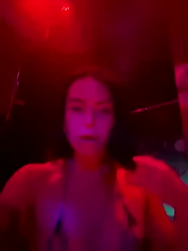 Freechat missninasparkle on StripChat