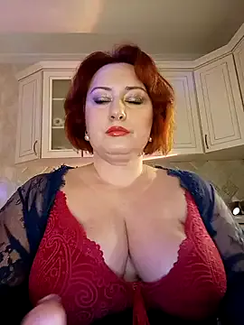 mom4you on StripChat 
