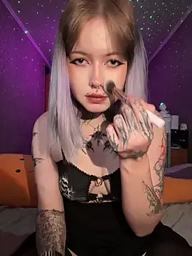 Freechat n1ghtcloud on StripChat