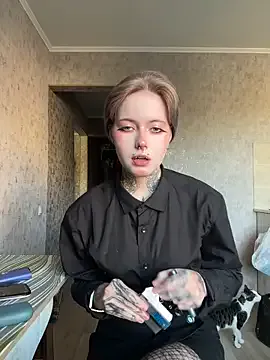 Freechat n1ghtcloud on StripChat