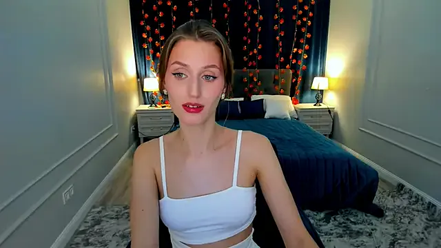 Freechat NaturalBeaty on StripChat