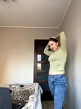 Freechat NikoLmyy on StripChat