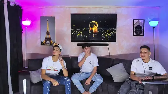 Oficial_KingOfHeavens — little train