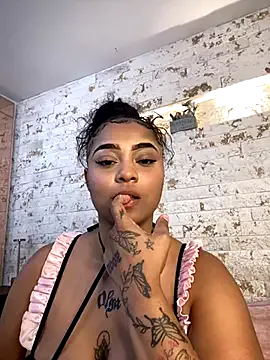 Freechat pamela_west on StripChat