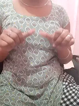 pari_rani7 — Freechat on StripChat