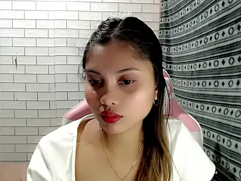 Freechat pinay_old_lover on StripChat