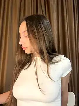 Polli_Kiss on StripChat 