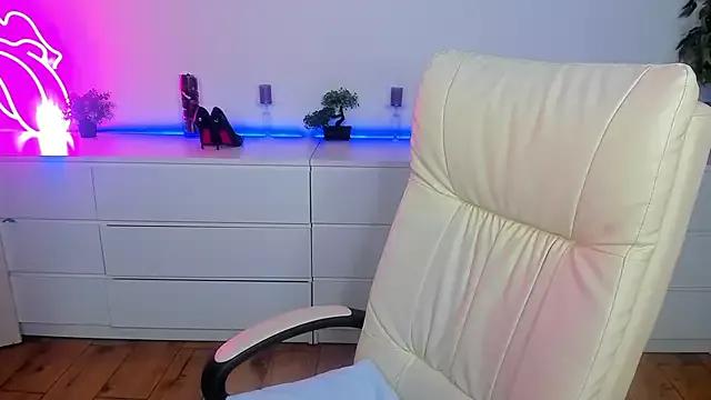 Rebecca_Diamond on StripChat 