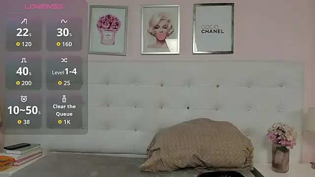 RitaGibsonn — MASTURBATIONS PUSSY 2 FINGERS