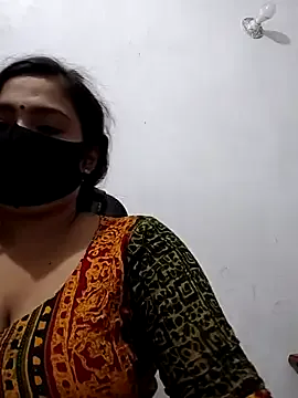 Ritusri_Dotta on StripChat